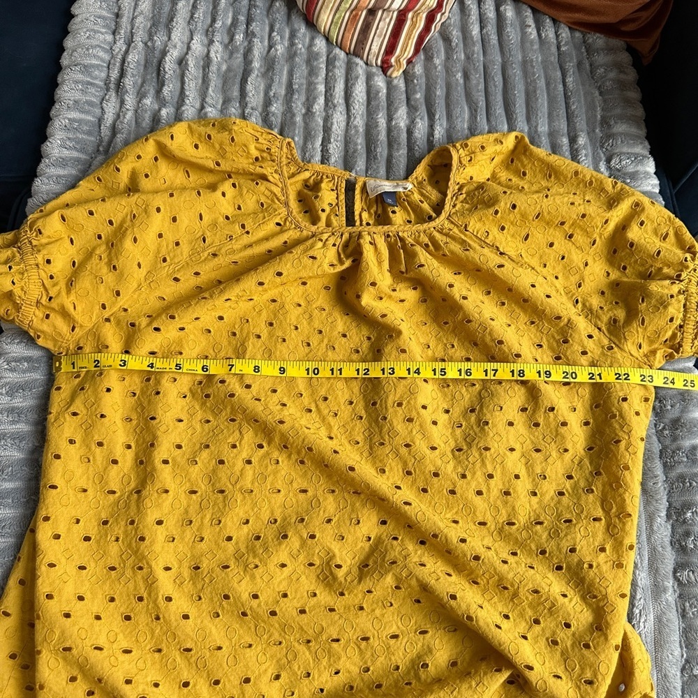 Universal thread boho puff short sleeve eyelet boxy top - Picture 5 of 7